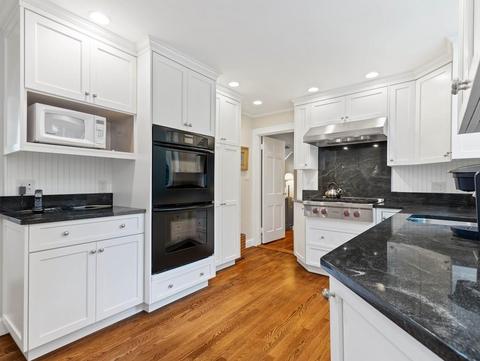 28 Boulder Rd, Wellesley, MA 02481 photo 8