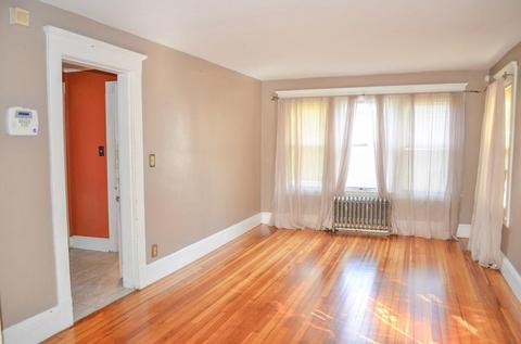 184 Denver St, Springfield, MA 01109 photo 12