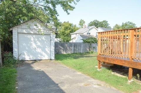 184 Denver St, Springfield, MA 01109 photo 25