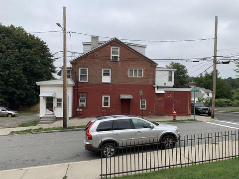 82 Springfield St, Chicopee, MA 01013 photo 3