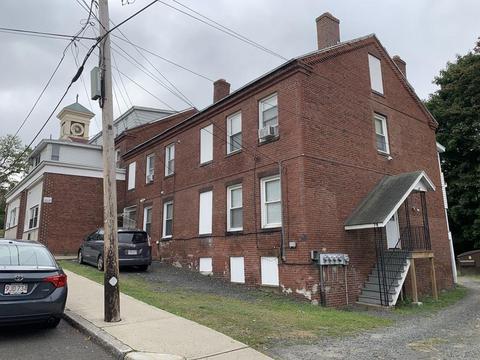 82 Springfield St, Chicopee, MA 01013 photo 6