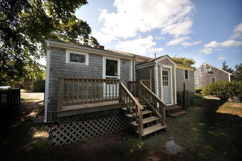 16 Spindrift Ln, Wareham, MA 02571 photo 2