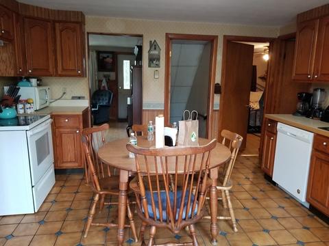 24 Sherwin St, Ware, MA 01082 photo 7