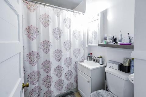 96 Kenyon St, Springfield, MA 01109 photo 18