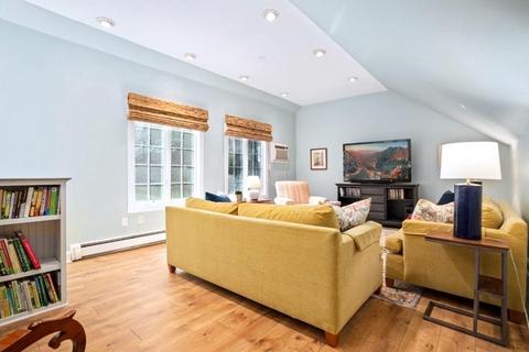 304 Franklin St, Reading, MA 01867 photo 33