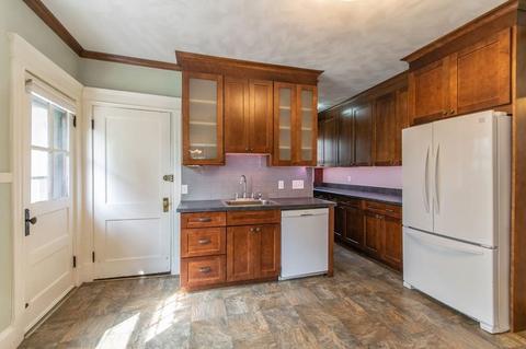 56 Riverview St, Springfield, MA 01108 photo 12