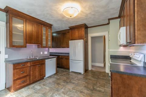 56 Riverview St, Springfield, MA 01108 photo 9