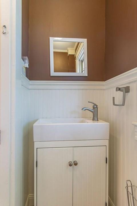 56 Riverview St, Springfield, MA 01108 photo 25