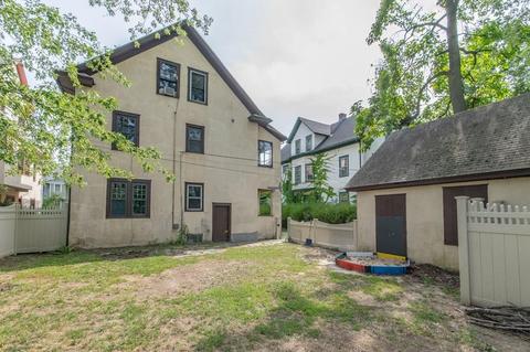 56 Riverview St, Springfield, MA 01108 photo 6