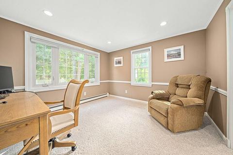 324 Center St, Hanover, MA 02339 photo 7