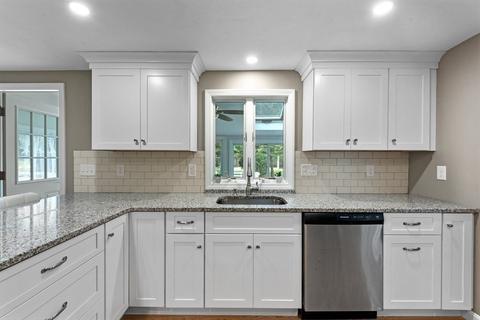 175 Hobart St, Danvers, MA 01923 photo 4