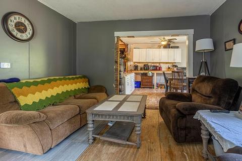 129 Oak Ave, Athol, MA 01331 photo 16