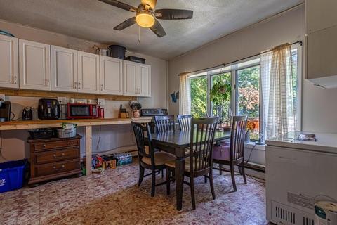 129 Oak Ave, Athol, MA 01331 photo 17