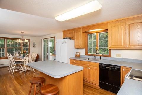 40 Chipmunk Ln, Eastham, MA 02642 photo 5