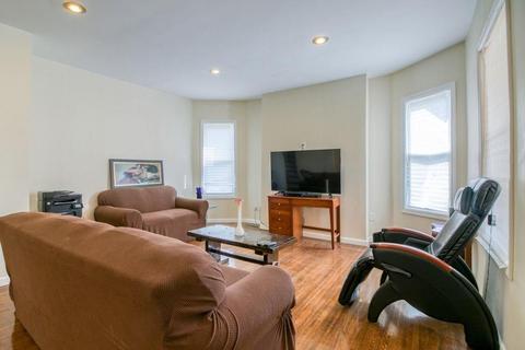 181 Bowdoin St, Springfield, MA 01109 photo 12