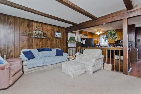 78 Mccarthy Ave, Chicopee, MA 01020 photo 9