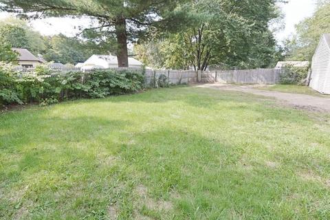 111 Groton St, Springfield, MA 01129 photo 23