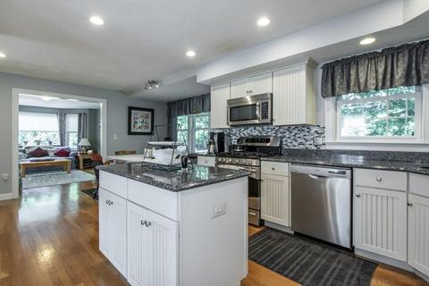 18 Elmview Pl, Dedham, MA 02026 photo 6
