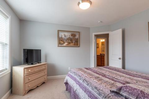 8 Crown Ct, Epping, NH 03042 photo 17