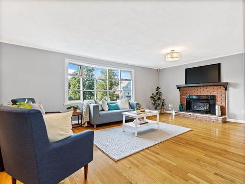 5 Gordon Rd, Natick, MA 01760 photo 2