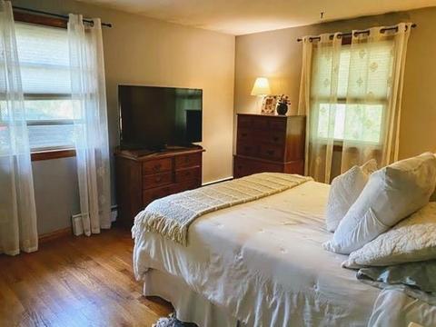5 Capitol Rd, Springfield, MA 01119 photo 8