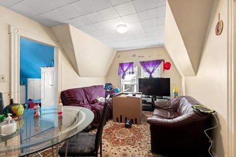17 Vernal St, Everett, MA 02149 photo 18