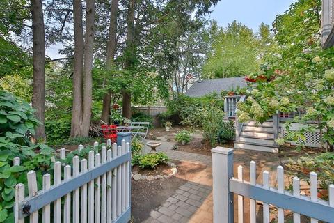 18 Thorndike St, Brookline, MA 02446 photo 36