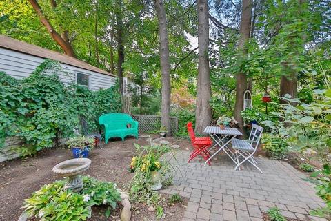 18 Thorndike St, Brookline, MA 02446 photo 4