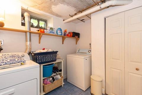 18 Thorndike St, Brookline, MA 02446 photo 35