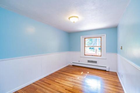 2030 Allen St, Springfield, MA 01118 photo 15