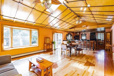 2030 Allen St, Springfield, MA 01118 photo 24
