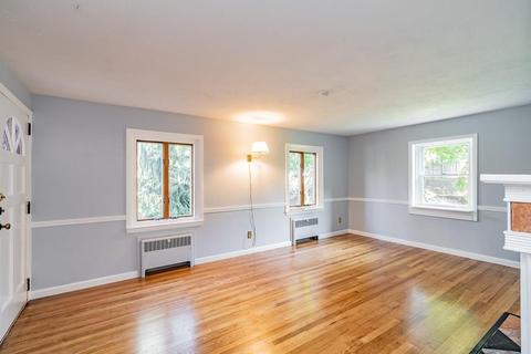 2030 Allen St, Springfield, MA 01118 photo 10