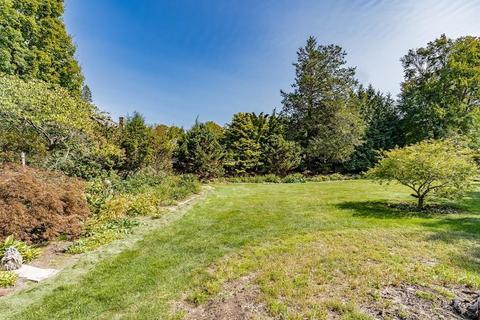 2030 Allen St, Springfield, MA 01118 photo 41