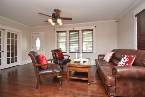 92 Corona St, Springfield, MA 01104 photo 15