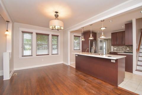 92 Corona St, Springfield, MA 01104 photo 9