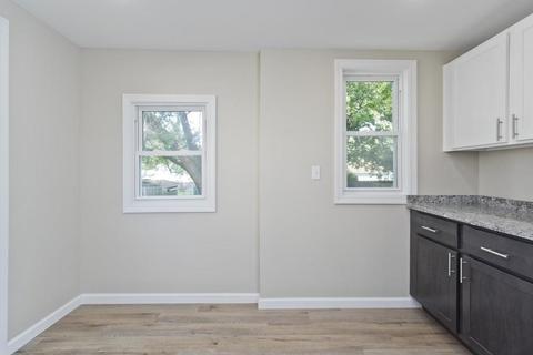 19 Judson St, Springfield, MA 01104 photo 32