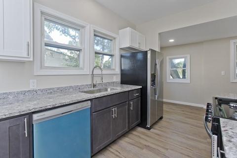 19 Judson St, Springfield, MA 01104 photo 30