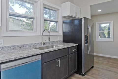 19 Judson St, Springfield, MA 01104 photo 13