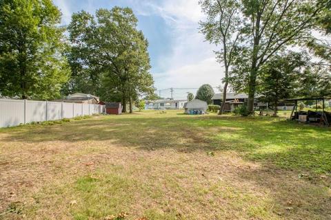 1122 Granby Rd, Chicopee, MA 01020 photo 37