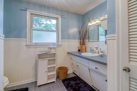 1122 Granby Rd, Chicopee, MA 01020 photo 18