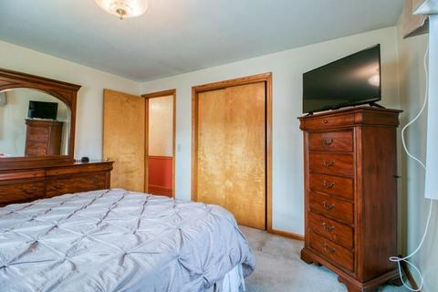 1122 Granby Rd, Chicopee, MA 01020 photo 20