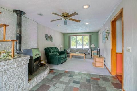 1122 Granby Rd, Chicopee, MA 01020 photo 13