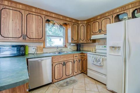 1122 Granby Rd, Chicopee, MA 01020 photo 9