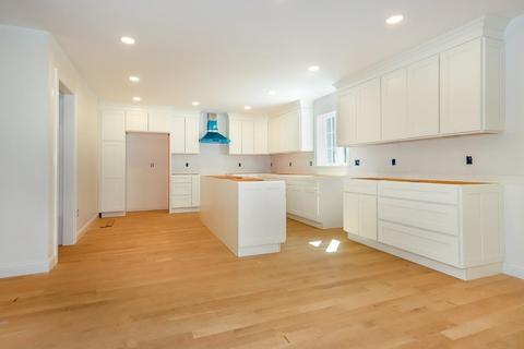 189 Lawrence St, Canton, MA 02021 photo 10