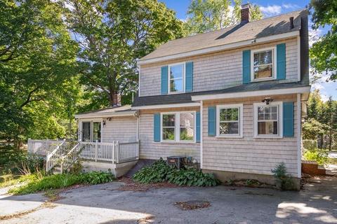 217 High St, Hingham, MA 02043 photo 2