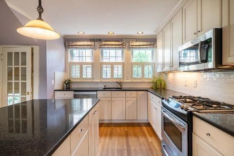 38 Bradford St, Needham, MA 02492 photo 12
