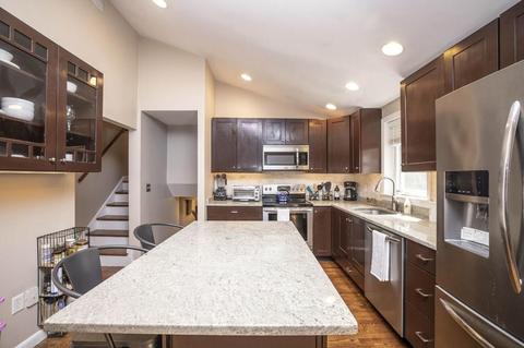 7 Darrell Dr, Randolph, MA 02368 photo 4