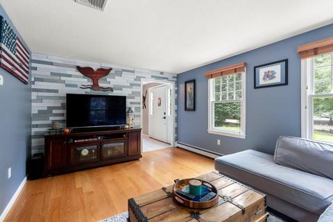 335 Maple St, Franklin, MA 02038 photo 9