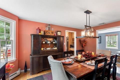 335 Maple St, Franklin, MA 02038 photo 12