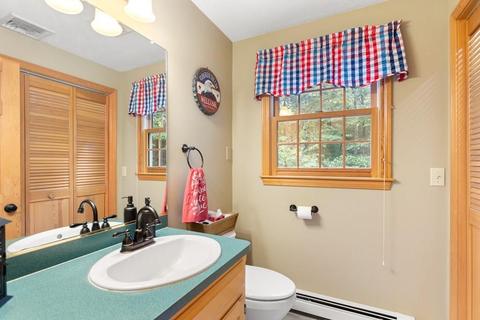 335 Maple St, Franklin, MA 02038 photo 16